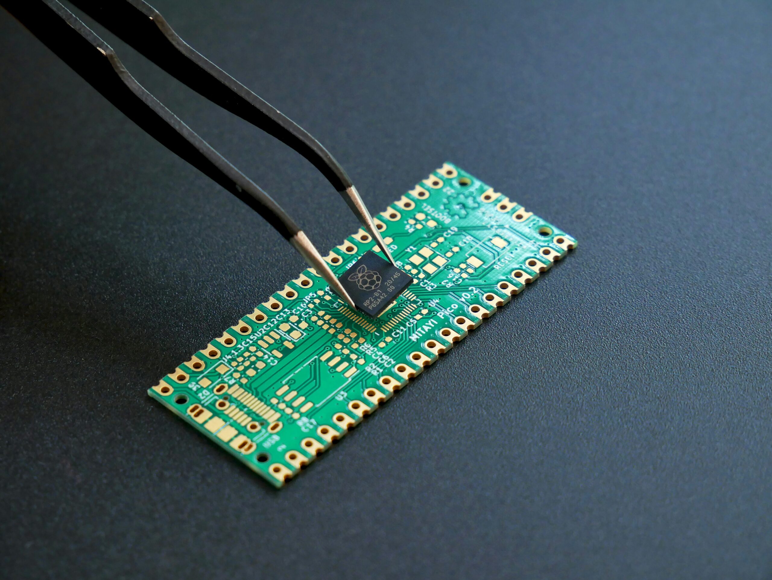 Micro Soldering Repair